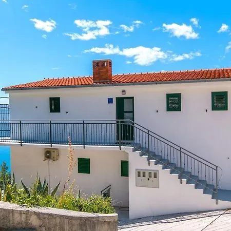Macan Apartment Brela